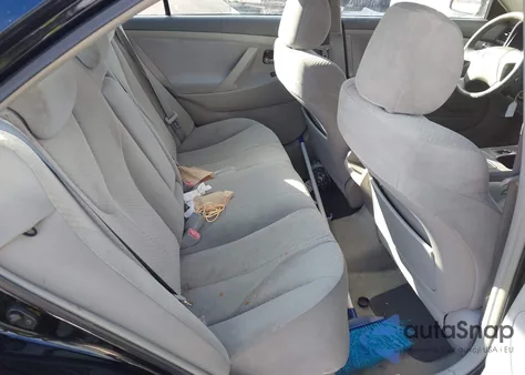 2007 Toyota Camry Le z USA, uszkodzony, nr VIN 4T1BE46K07U145855